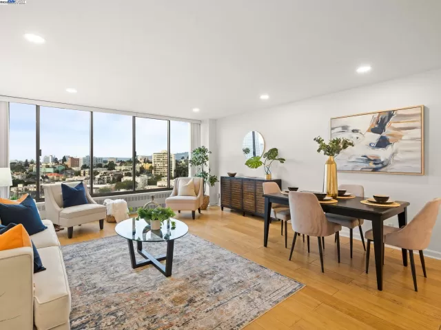 MLS: 41083961 Condo For Sale