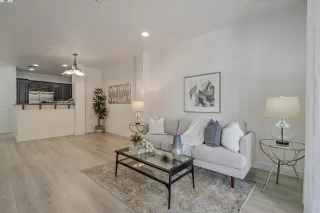 Photo #6: 41083967 Listing