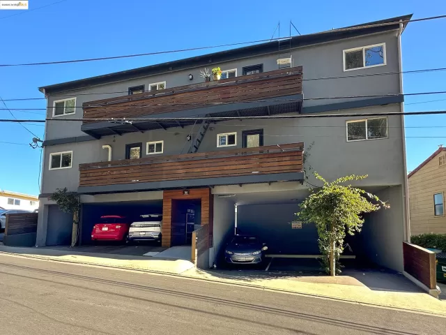 MLS: 41083979 Condo For Sale