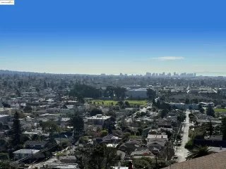 Photo #4: 41083979 Listing