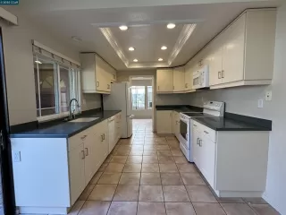 Photo #3: 41083980 Listing 