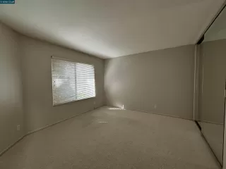 Photo #5: 41083980 Listing 