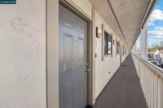 MLS: 41083989 Condo For Sale