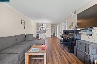 Photo #4: 41083989 Listing