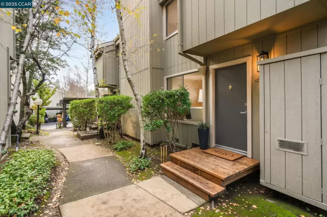 MLS: 41084051 Condo For Sale