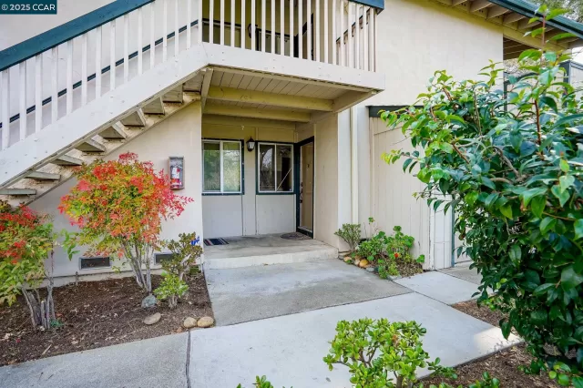 MLS: 41084193 Condo For Sale
