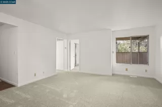 Photo #6: 41084193 Listing 