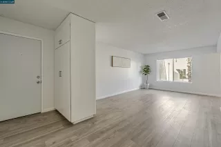 Photo #6: 41084245 Listing