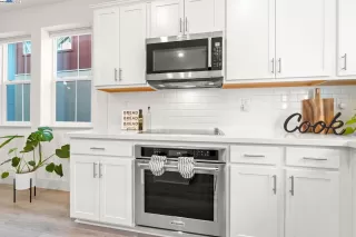 Photo #3: 41084248 Listing 