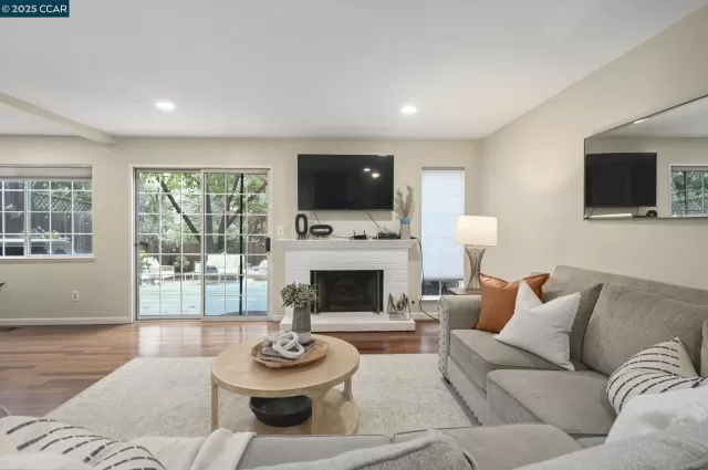 MLS: 41084369 Condo For Sale