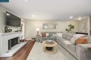 Photo #4: 41084369 Listing