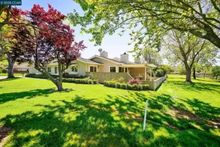 Photo #2: 41084373 Listing