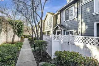 Photo #1: 41084378 Listing 