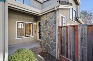 Photo #2: 41084391 Listing