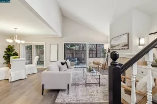 Photo #5: 41084391 Listing