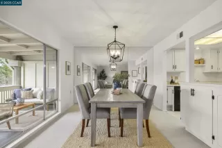 Photo #5: 41084393 Listing 