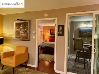 Photo #5: 41084394 Listing 