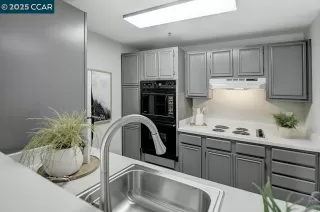 Photo #4: 41084441 Listing