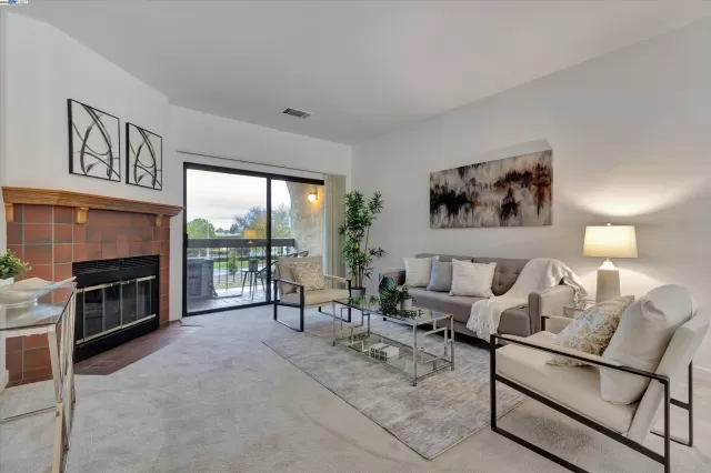 MLS: 41084466 Condo For Sale