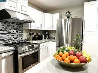 Photo #5: 41084536 Listing