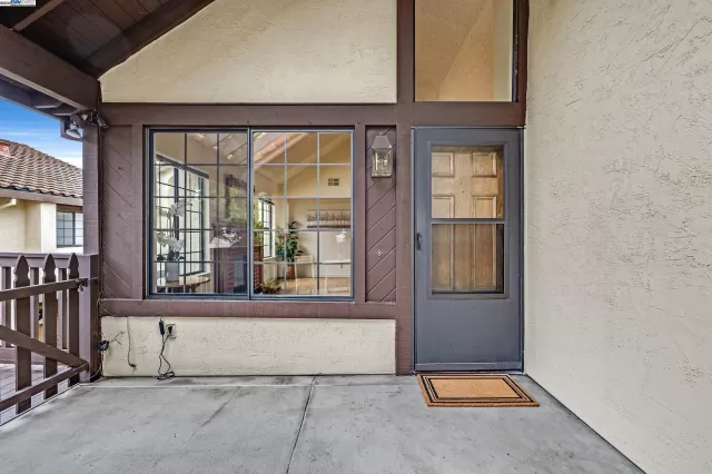 MLS: 41084676 Condo For Sale