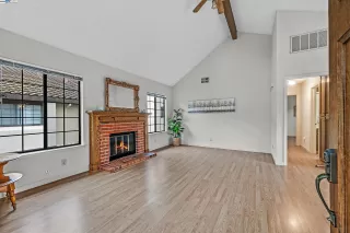 Photo #3: 41084676 Listing 