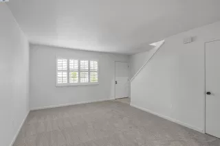 Photo #3: 41084783 Listing