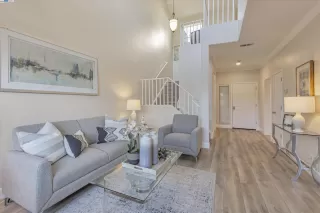 Photo #6: 41084792 Listing