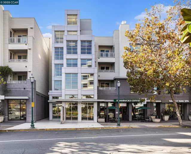 MLS: 41084813 Condo For Sale