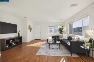 Photo #5: 41084847 Listing