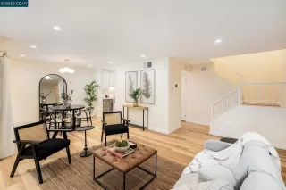 Photo #6: 41084875 Listing