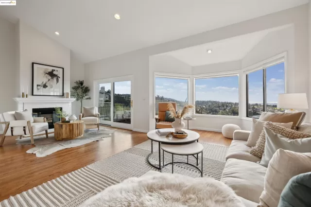 MLS: 41085081 Condo For Sale