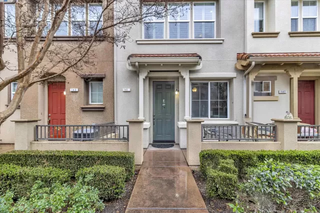 MLS: 41085117 Condo For Sale