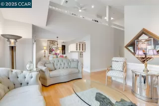 Photo #4: 41085232 Listing