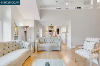 Photo #5: 41085232 Listing