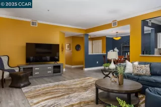 Photo #2: 41085249 Listing