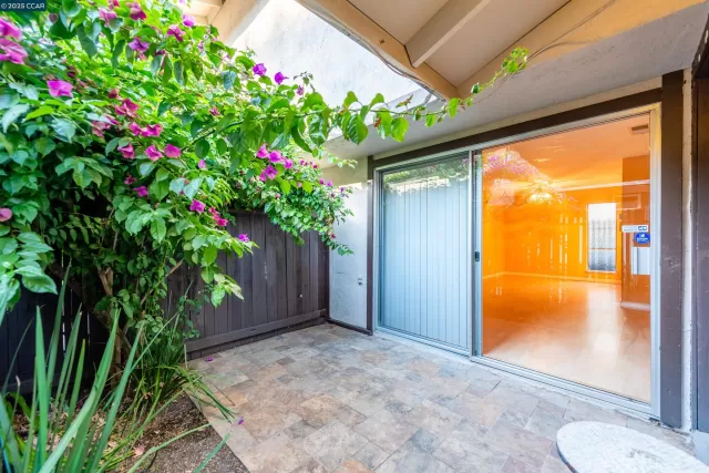 MLS: 41085286 Condo For Sale