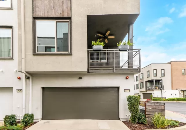 MLS: 41085299 Condo For Sale