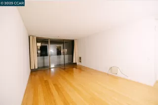 Photo #3: 41085485 Listing