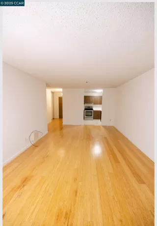 Photo #4: 41085485 Listing