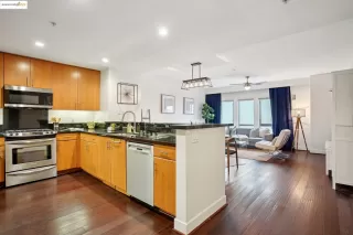 Photo #4: 41085623 Listing