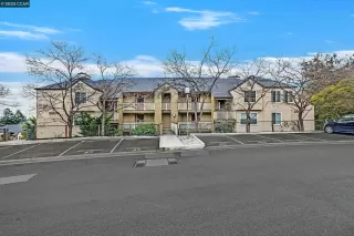 Photo #2: 41085692 Listing