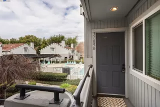 Click for more information on MLS # 41085772 : 37090 PENZANCE CMN More Details about MLS # 41085772 : 37090 PENZANCE CMN