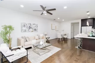 Photo #3: 41085813 Listing