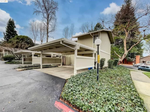 MLS: 41085843 Condo For Sale