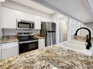 Photo #5: 41085843 Listing 