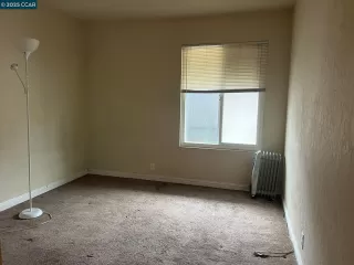 Photo #6: 41085864 Listing