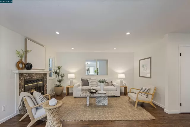 MLS: 41085882 Condo For Sale