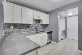 Photo #6: 41085905 Listing