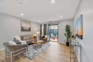 Photo #1: 41085932 Listing 